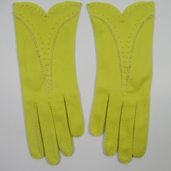 Vintage Accessories - Retro Canary Yellow Dot Stitched Cloth Gloves